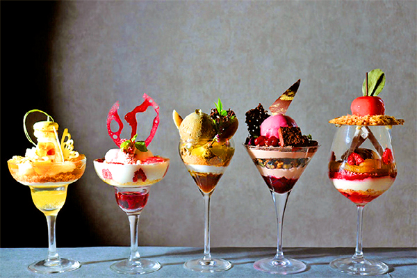 PARFAIT BAR &VIGO
CARTON
櫻井航社長
パフェ専門店