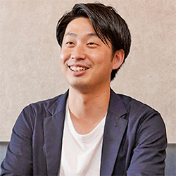 PARFAIT BAR &VIGO
CARTON
櫻井航社長
パフェ専門店